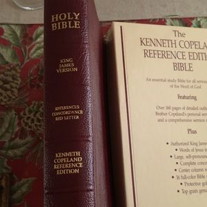 The Kenneth Copeland Reference Bible